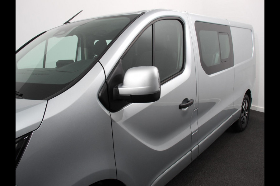 Renault Trafic 2.0 150PK Automaat L2H1 Advance Dubbele Cabine Navigatie bluetooth DAB Camera Airco Trekhaak Houten bekleding Lichtmetalen velgen