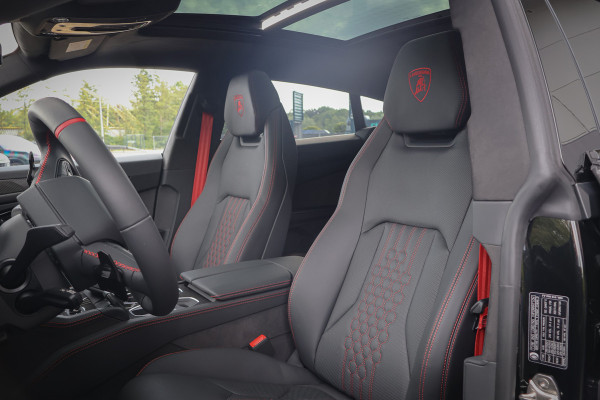 Lamborghini Urus 4.0 V8 Hybrid SE | ACC | MASSAGE | STOELVERWARMING & VERKOELING | B&O 3D | TREKHAAK | HEAD UP | 360 CAMERA |