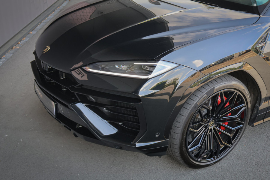 Lamborghini Urus 4.0 V8 Hybrid SE | ACC | MASSAGE | STOELVERWARMING & VERKOELING | B&O 3D | TREKHAAK | HEAD UP | 360 CAMERA |