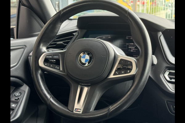 BMW 2 Serie Gran Coupé 218i High Executive NL-AUTO | STOELVERWARMING | M-PAKKET