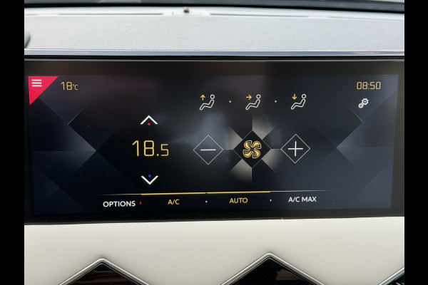 DS DS 3 Crossback 1.2 PureTech So Chic Camera Navigatie Carplay DAB Cruise Leder Lane assist