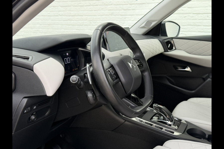 DS DS 3 Crossback 1.2 PureTech So Chic Camera Navigatie Carplay DAB Cruise Leder Lane assist