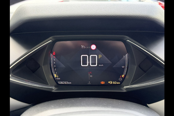DS DS 3 Crossback 1.2 PureTech So Chic Camera Navigatie Carplay DAB Cruise Leder Lane assist