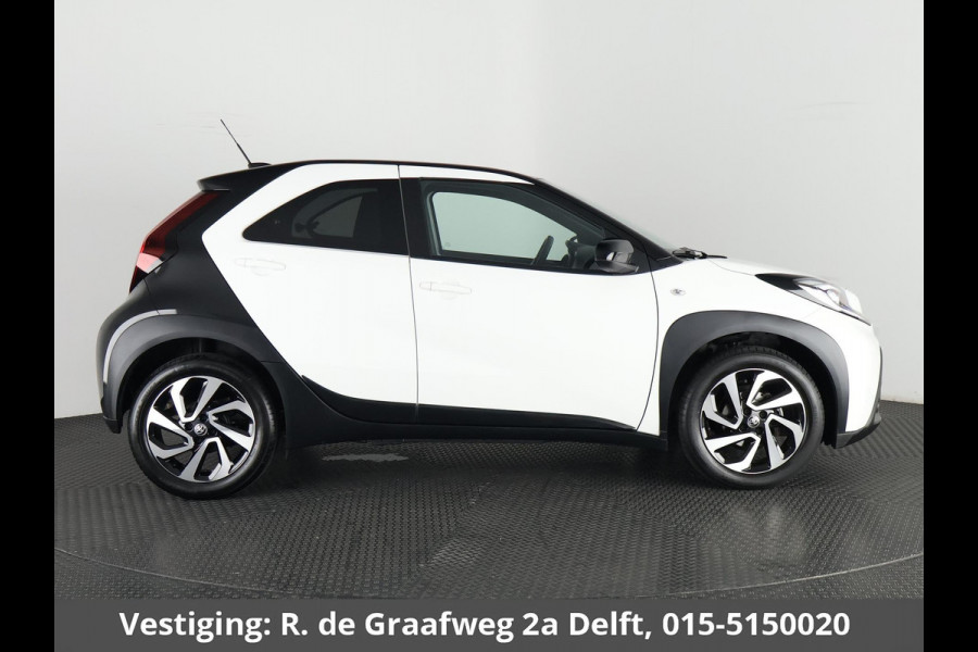 Toyota Aygo X 1.0 VVT-i MT Pulse Bi-Tone | Apple Carplay & AndroidAUTO | Climate Control | Lichtmetalen velgen |