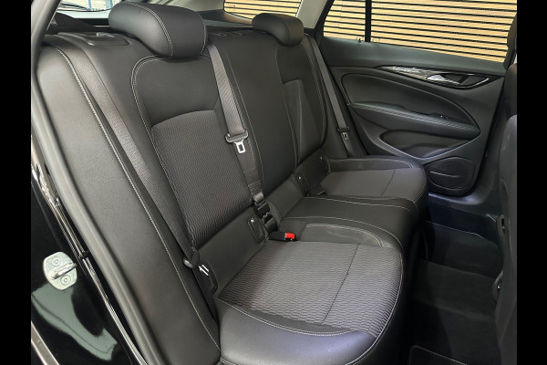 Opel Insignia Sports Tourer 1.5 Turbo Exclusive | IntelliLux LED | Navi | PDC V+A | Stoel-/Stuurverwarming | Cruise | 20 Inch