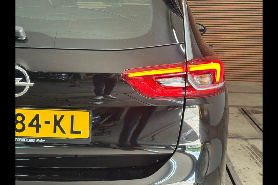 Opel Insignia Sports Tourer 1.5 Turbo Exclusive | IntelliLux LED | Navi | PDC V+A | Stoel-/Stuurverwarming | Cruise | 20 Inch