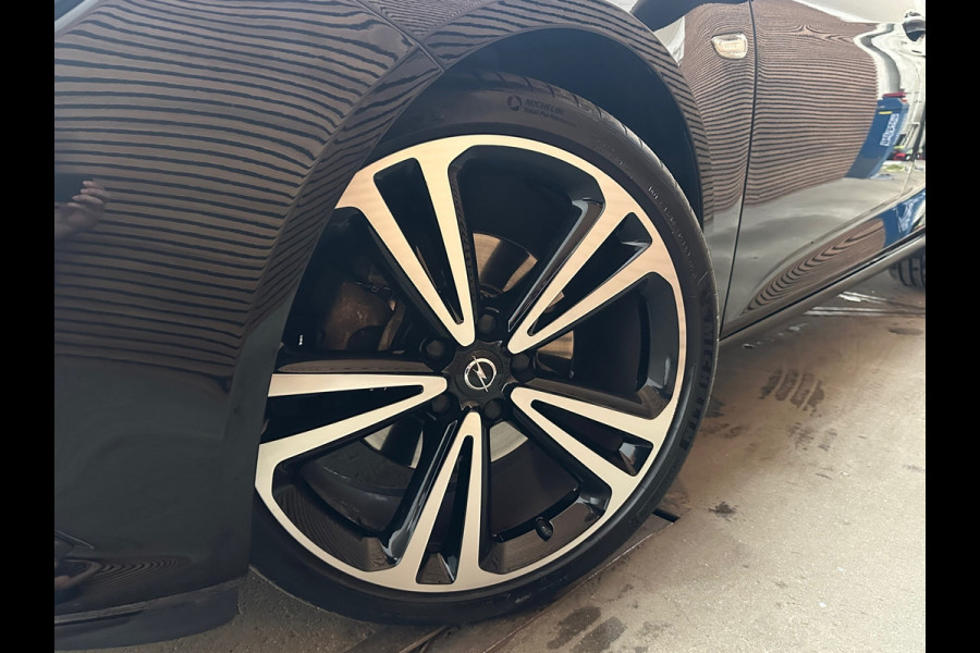 Opel Insignia Sports Tourer 1.5 Turbo Exclusive | IntelliLux LED | Navi | PDC V+A | Stoel-/Stuurverwarming | Cruise | 20 Inch