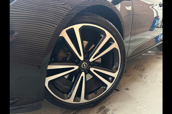 Opel Insignia Sports Tourer 1.5 Turbo Exclusive | IntelliLux LED | Navi | PDC V+A | Stoel-/Stuurverwarming | Cruise | 20 Inch