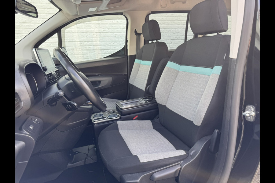 Citroën Berlingo XL 1.2 PureTech Shine 7p Trekhaak All-Season Banden, Carplay, Navi, Parkeersensoren, Climate Control