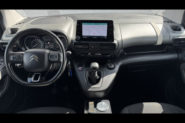 Citroën Berlingo XL 1.2 PureTech Shine 7p Trekhaak All-Season Banden, Carplay, Navi, Parkeersensoren, Climate Control