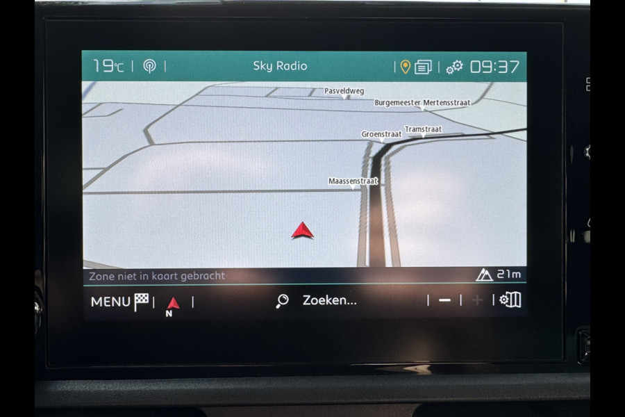 Citroën Berlingo XL 1.2 PureTech Shine 7p Trekhaak All-Season Banden, Carplay, Navi, Parkeersensoren, Climate Control