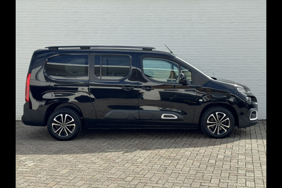 Citroën Berlingo XL 1.2 PureTech Shine 7p Trekhaak All-Season Banden, Carplay, Navi, Parkeersensoren, Climate Control