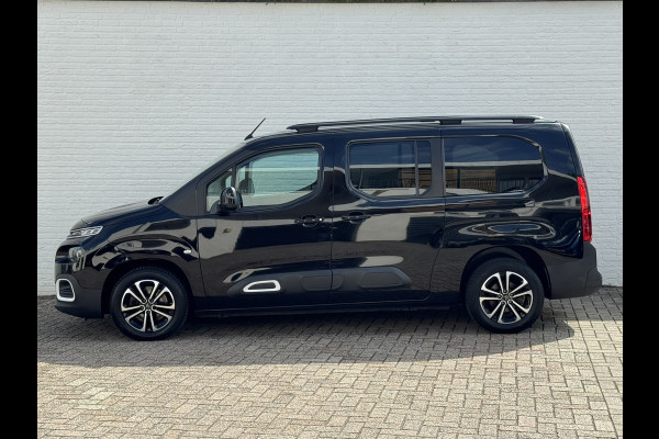 Citroën Berlingo XL 1.2 PureTech Shine 7p Trekhaak All-Season Banden, Carplay, Navi, Parkeersensoren, Climate Control