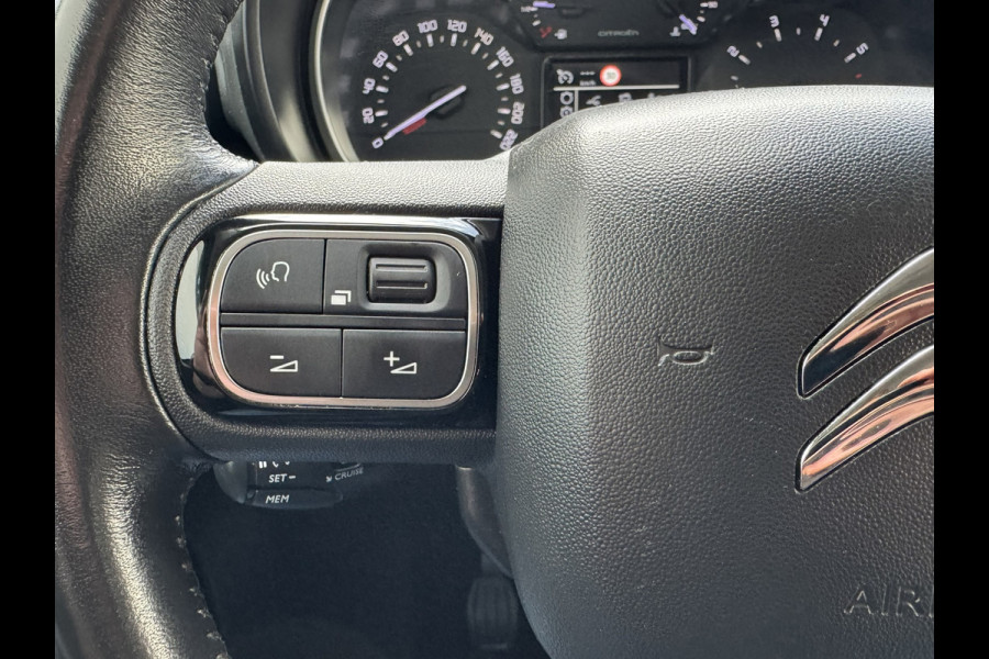 Citroën Berlingo XL 1.2 PureTech Shine 7p Trekhaak All-Season Banden, Carplay, Navi, Parkeersensoren, Climate Control