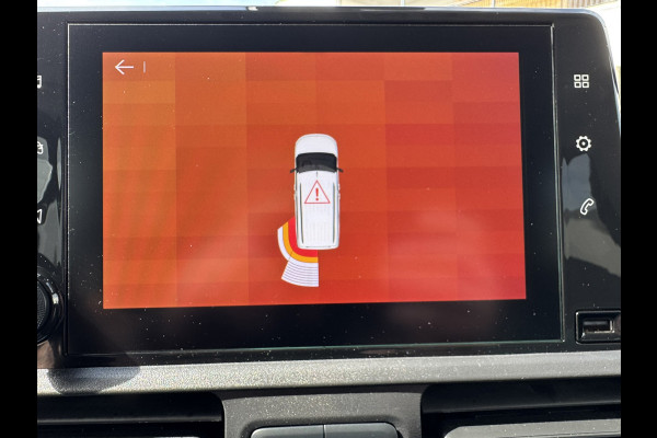Citroën Berlingo XL 1.2 PureTech Shine 7p Trekhaak All-Season Banden, Carplay, Navi, Parkeersensoren, Climate Control