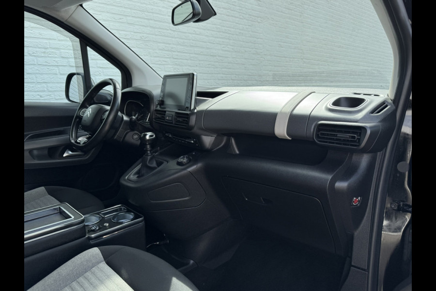 Citroën Berlingo XL 1.2 PureTech Shine 7p Trekhaak All-Season Banden, Carplay, Navi, Parkeersensoren, Climate Control