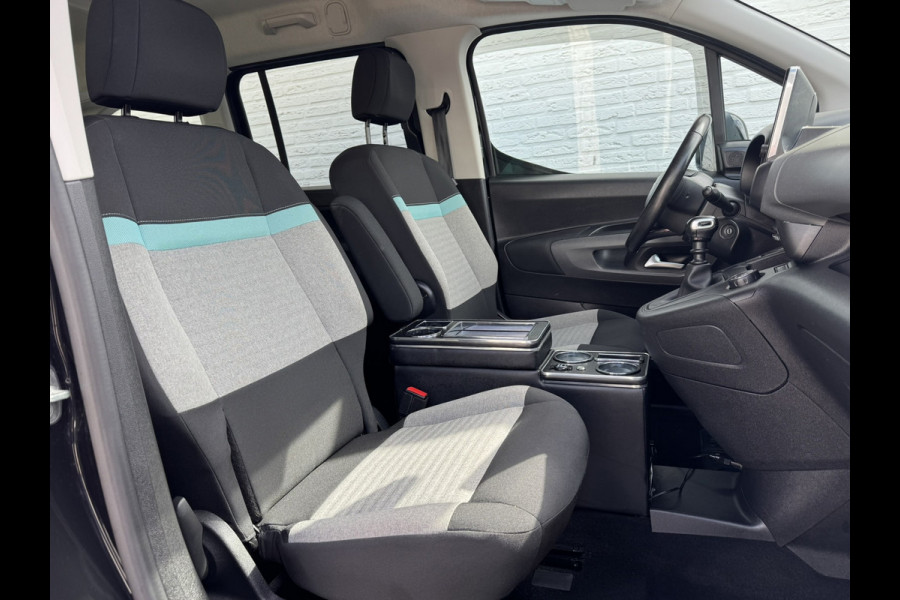 Citroën Berlingo XL 1.2 PureTech Shine 7p Trekhaak All-Season Banden, Carplay, Navi, Parkeersensoren, Climate Control