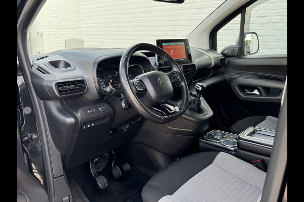 Citroën Berlingo XL 1.2 PureTech Shine 7p Trekhaak All-Season Banden, Carplay, Navi, Parkeersensoren, Climate Control