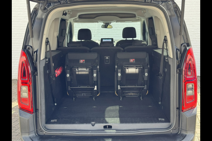 Citroën Berlingo XL 1.2 PureTech Shine 7p Trekhaak All-Season Banden, Carplay, Navi, Parkeersensoren, Climate Control