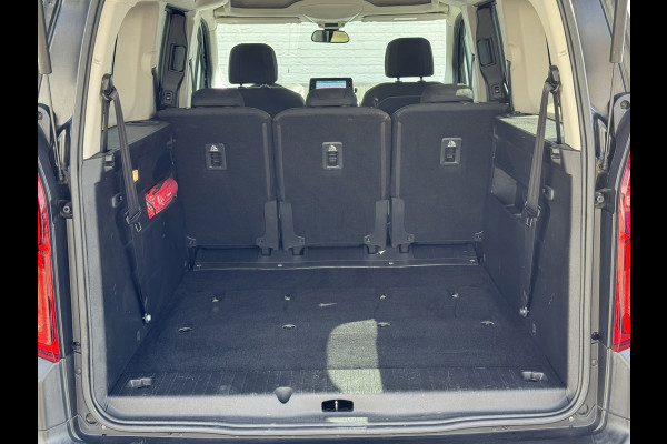 Citroën Berlingo XL 1.2 PureTech Shine 7p Trekhaak All-Season Banden, Carplay, Navi, Parkeersensoren, Climate Control