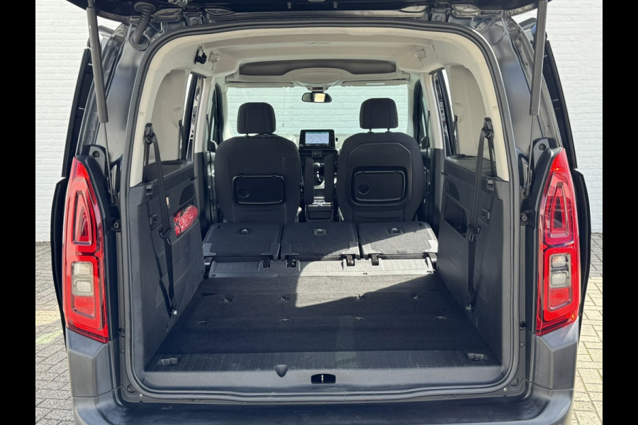 Citroën Berlingo XL 1.2 PureTech Shine 7p Trekhaak All-Season Banden, Carplay, Navi, Parkeersensoren, Climate Control