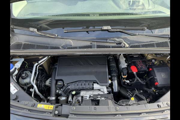 Citroën Berlingo XL 1.2 PureTech Shine 7p Trekhaak All-Season Banden, Carplay, Navi, Parkeersensoren, Climate Control