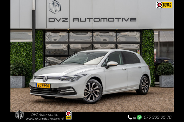 Volkswagen Golf 1.0 eTSI Life Business