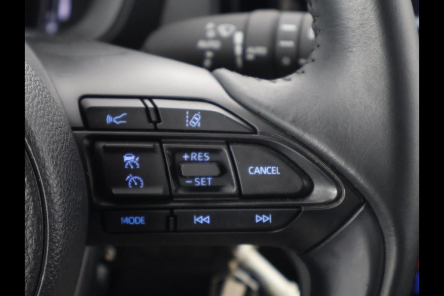 Toyota Aygo X 1.0 VVT-i MT Pulse Bi-Tone | Apple Carplay & AndroidAUTO | Climate Control | Lichtmetalen velgen |