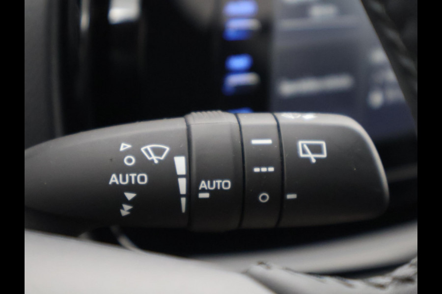 Toyota Aygo X 1.0 VVT-i MT Pulse Bi-Tone | Apple Carplay & AndroidAUTO | Climate Control | Lichtmetalen velgen |