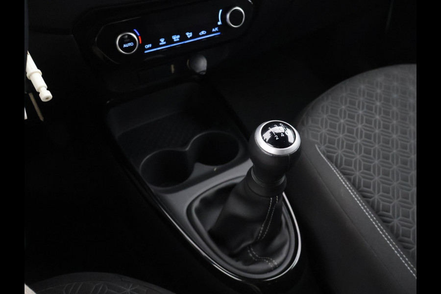 Toyota Aygo X 1.0 VVT-i MT Pulse Bi-Tone | Apple Carplay & AndroidAUTO | Climate Control | Lichtmetalen velgen |