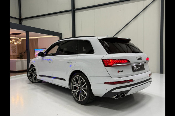 Audi SQ7 4.0 TDI Quattro 435pk Exclusive | Panoramadak | Trekhaak | Head-Up Display | Nachtzicht | Luchtvering| Carbon