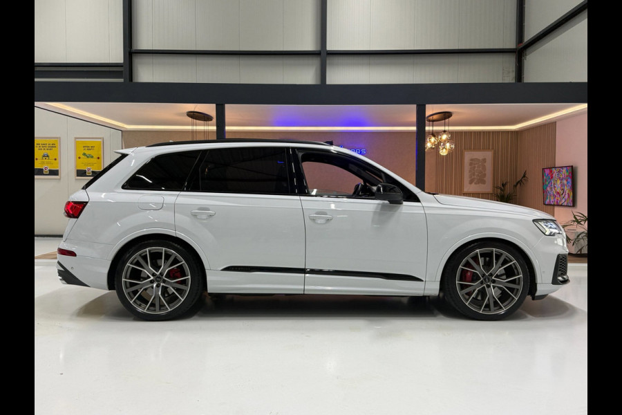 Audi SQ7 4.0 TDI Quattro 435pk Exclusive | Panoramadak | Trekhaak | Head-Up Display | Nachtzicht | Luchtvering| Carbon