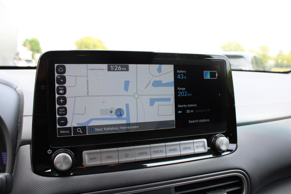 Hyundai Kona EV Premium 64 kWh | Trekhaak | Leder | Stoelverwarming/Koeling | Krell |