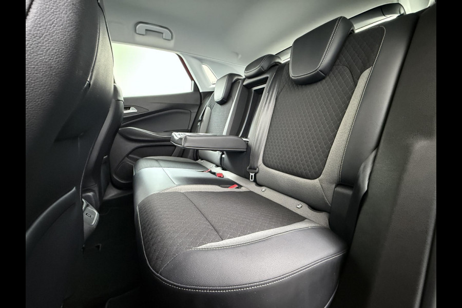 Opel Grandland X 1.6 Turbo Hybrid Business Edition 38.000 KM | PHEV PLUG-IN HYBRIDE | STOELVERWARMING| STANDKACHEL| LANE-ASSIST| RIJKLAARPRIJS INCL. 12 MND BOVAG GARANTIE |