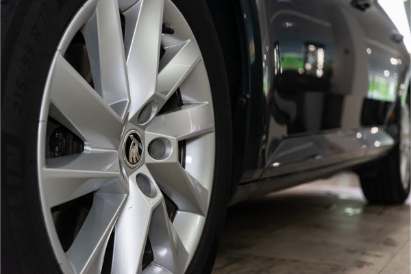 Škoda Superb Combi 1.4 TSI iV Business Edition Plus 218PK | Crystal | Elektr. Stoelen+Memory | ACC | Stoelverw. | Garantie
