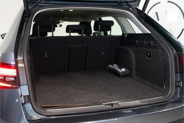 Škoda Superb Combi 1.4 TSI iV Business Edition Plus 218PK | Crystal | Elektr. Stoelen+Memory | ACC | Stoelverw. | Garantie