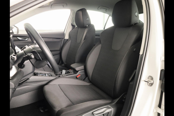 Škoda Octavia Ambition 1.0 e-TSI 110pk DSG-7 | Navigatie | Park Assist | Stoelverwarming | Led verlichting | 17 inch zwarte velgen | Verlengde garantie