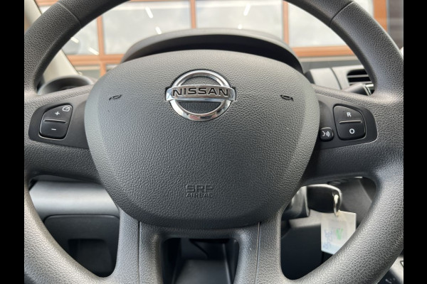 Nissan NV300 2.0 dCi 120pk E6 L2 3p Lease €276 p/m, Trekhaak, Airco, Navi, PDC, Cruise controle, Onderhoudshistorie aanwezig