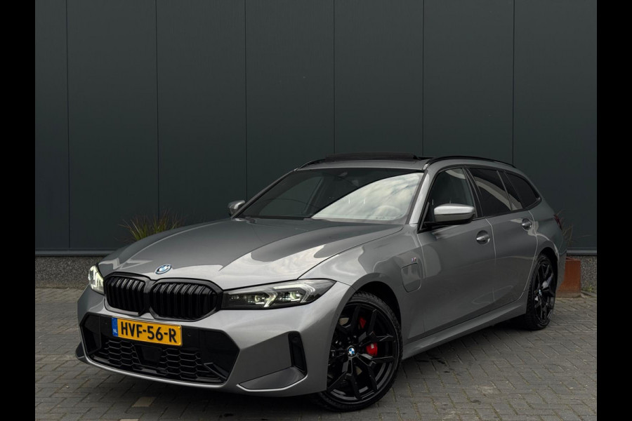 BMW 3 Serie Touring 330e M Pakket | Pano | Widescreen | Trekhaak