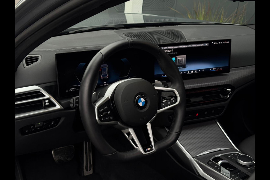 BMW 3 Serie Touring 330e M Pakket | Pano | Widescreen | Trekhaak