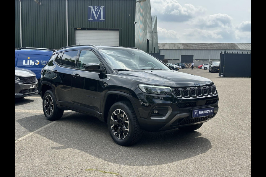 Jeep Compass 4xe 240 Plug-in Hybrid Electric Trailhawk 1.3 Plug-In Hybrid | 4WD PHEV | ADAPTIVE CRUISE CONTROL | ACHTERUIT RIJ CAMERA | 20.000KM |