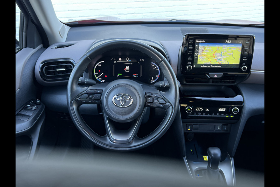 Toyota Yaris Cross 1.5 Hybrid Executive | Trekhaak  | 360 Camera | ACC | Elek Klep | BOMVOL!