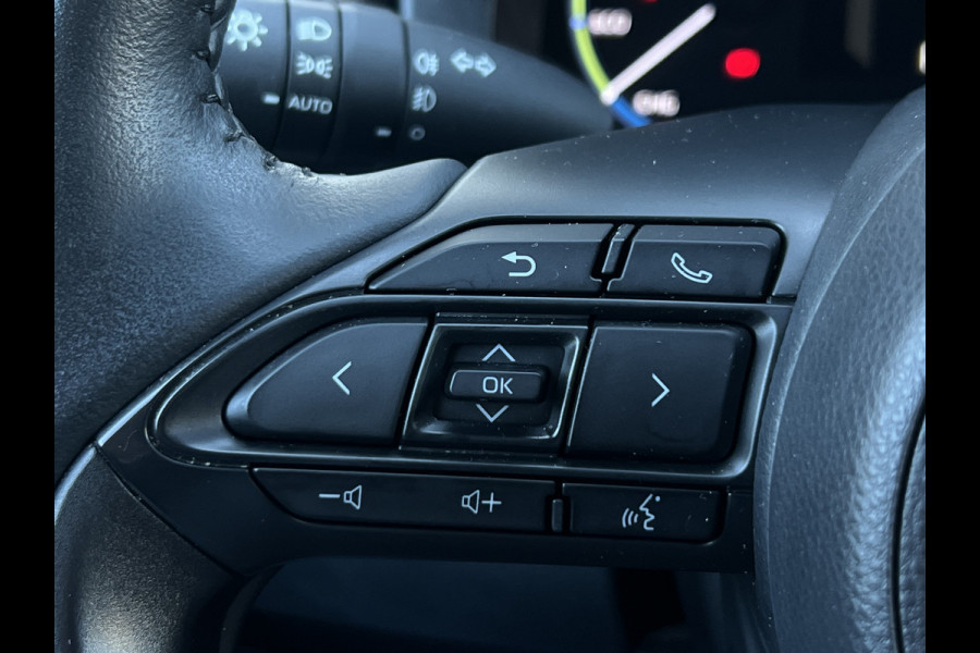 Toyota Yaris Cross 1.5 Hybrid Executive | Trekhaak  | 360 Camera | ACC | Elek Klep | BOMVOL!
