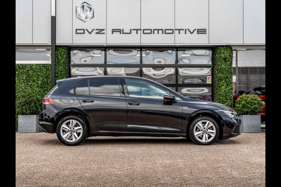 Volkswagen Golf 1.0 eTSI 110PK DSG Life Business | Carplay | Ambient | Camera