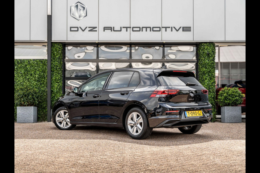 Volkswagen Golf 1.0 eTSI 110PK DSG Life Business | Carplay | Ambient | Camera