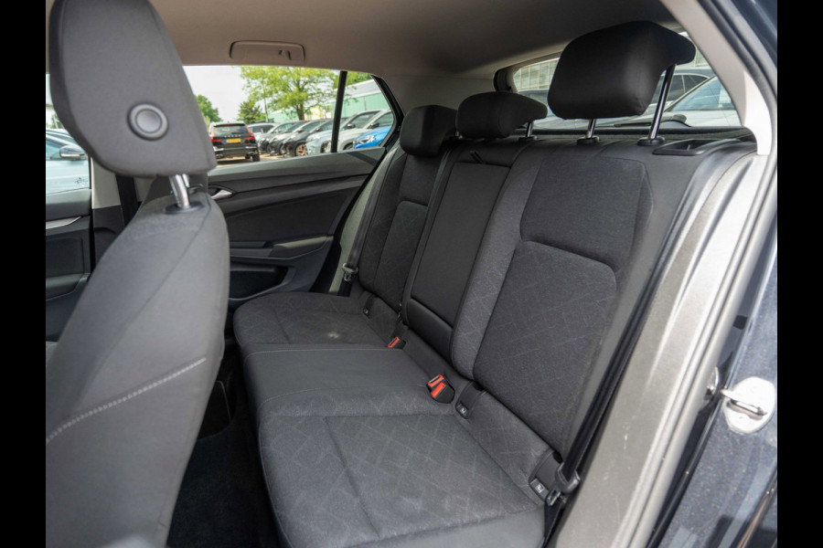 Volkswagen Golf 1.0 eTSI 110PK DSG Life Business | Carplay | Ambient | Camera