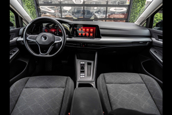 Volkswagen Golf 1.0 eTSI 110PK DSG Life Business | Carplay | Ambient | Camera
