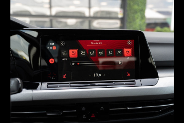 Volkswagen Golf 1.0 eTSI 110PK DSG Life Business | Carplay | Ambient | Camera
