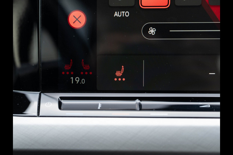 Volkswagen Golf 1.0 eTSI 110PK DSG Life Business | Carplay | Ambient | Camera