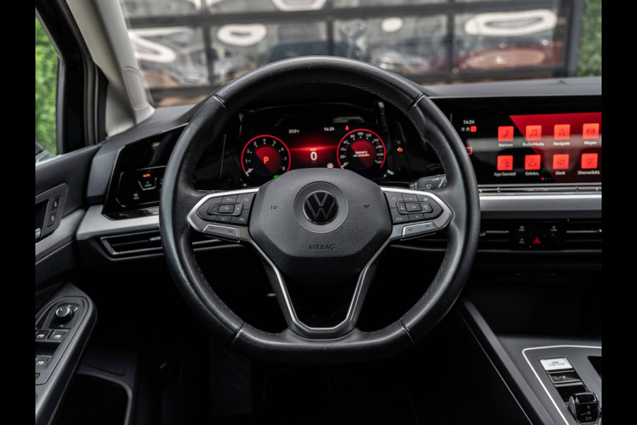 Volkswagen Golf 1.0 eTSI 110PK DSG Life Business | Carplay | Ambient | Camera